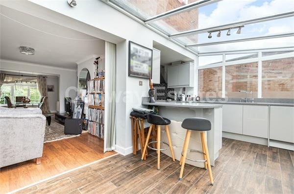 Orchard Close, Radlett